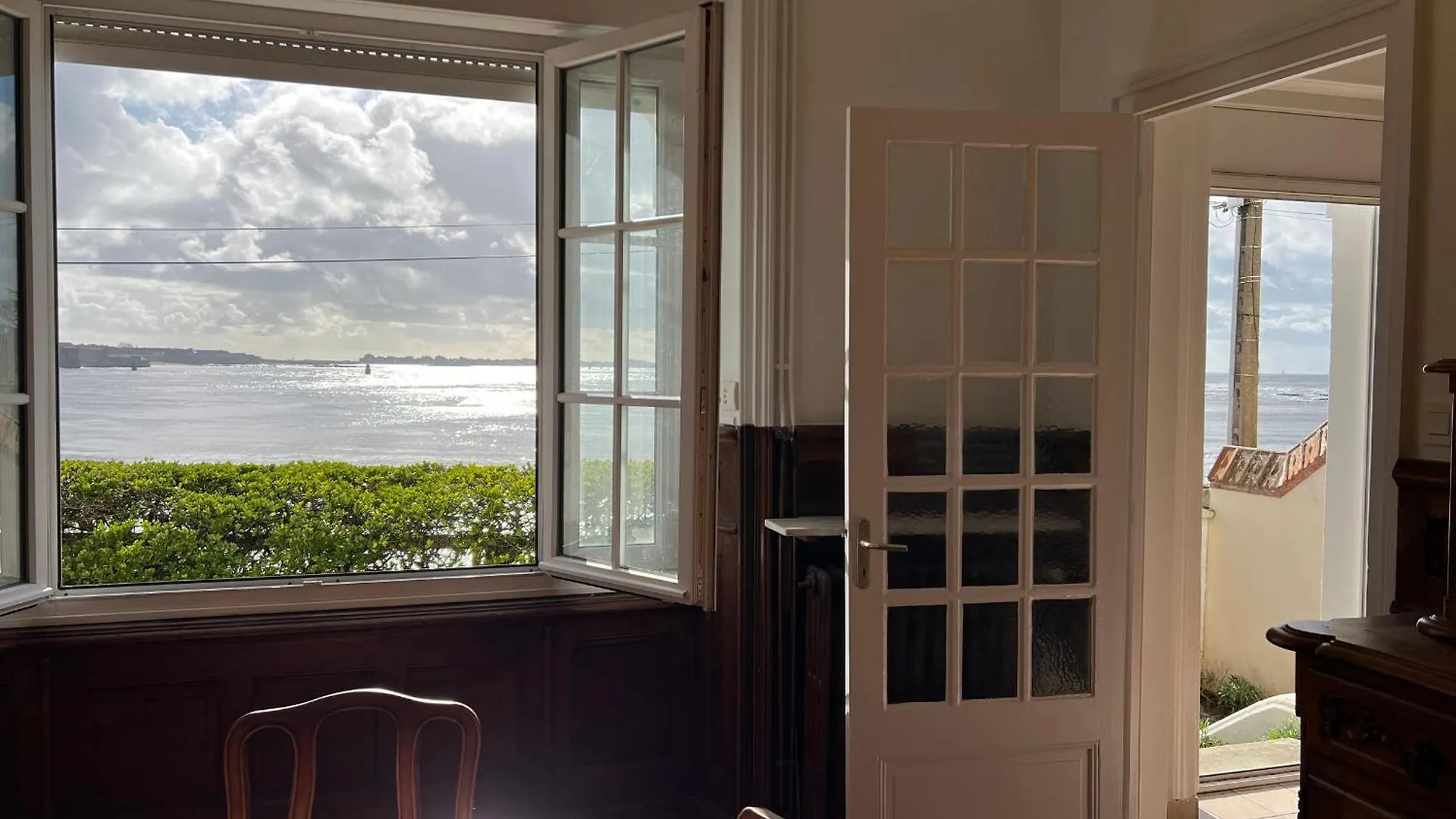 Maison Familiale En Front De Mer A Larmor-Plage - 9 Couchages, Proche Du Centre Et Du Casino - Fr-1-349-223 펜션