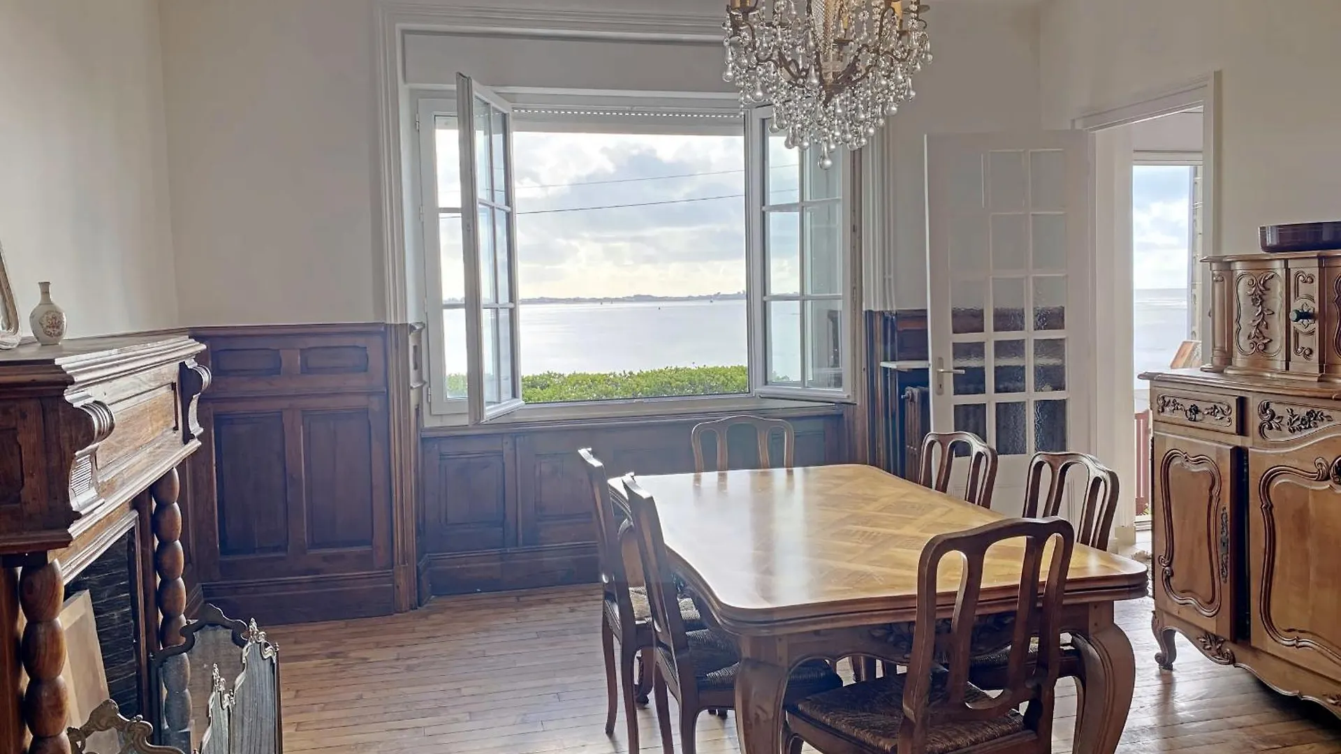 Maison Familiale En Front De Mer A Larmor-Plage - 9 Couchages, Proche Du Centre Et Du Casino - Fr-1-349-223 펜션
